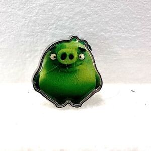Genuine Rovio 2016 Collectible Green Pig Angry Birds Lapel Pin